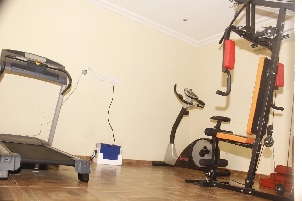 Crown Cottage Hotel Ikeja Extérieur photo