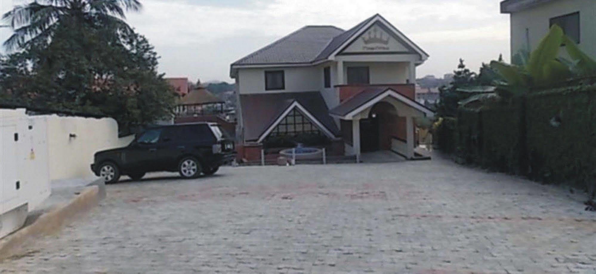 Crown Cottage Hotel Ikeja Extérieur photo